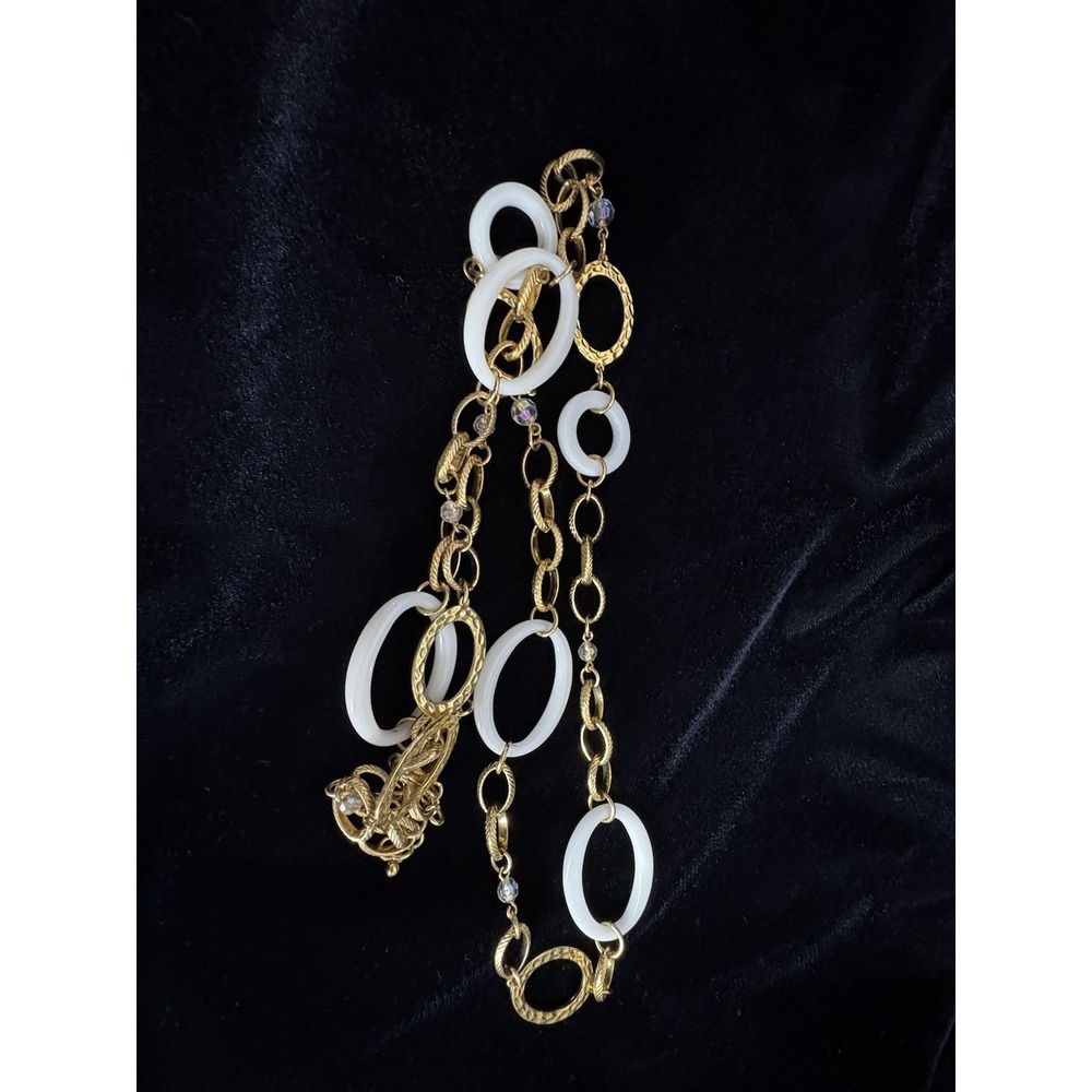 Vintage Joan Rivers Long‎ Gold & White Acrylic Bead & Ring Necklace